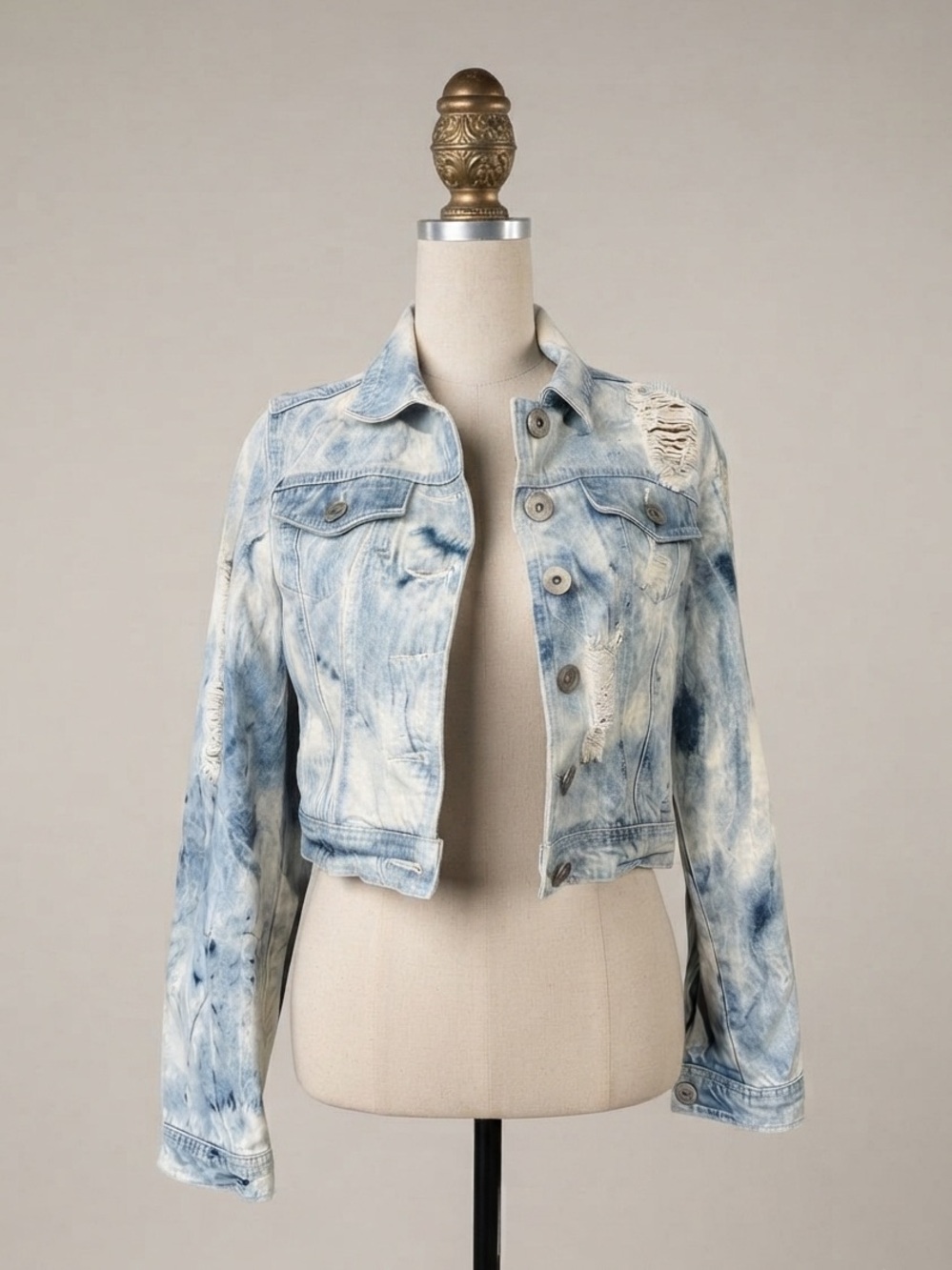 POL Light Blue Distressed Cropped Denim Jacket - Picture 1 of 3